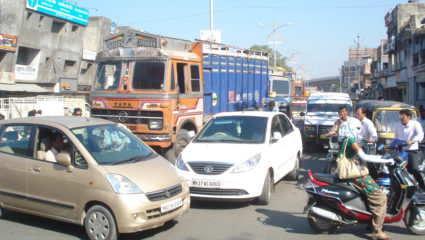 ठाणे में ट्रैफिक नियम तोड़ा तो करना होगा ये काम