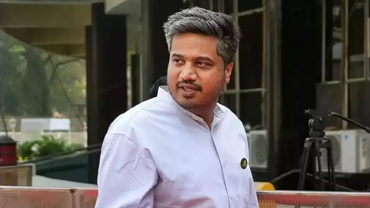 रोहित पवार का बड़ा दावा, अजित पवार विमान हादसे से पहले करोड़ों के कॉन्ट्रैक्ट को लेकर हुआ था विवाद