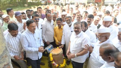 मक्का खरीदी केंद्र का उद्घाटन, समीर भुजबल का बड़ा ऐलान, किसानों के लिए बनेंगे और भी सरकारी गोदाम