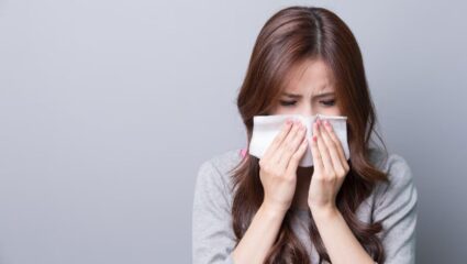 सर्दियों में भूलकर भी ना करें आप इन 5 चीजों का सेवन, शरीर को कर सकती है बीमार