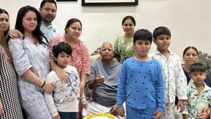 जमीन के बदले नौकरी मामले में दिल्ली कोर्ट में आज सुनवाई, लालू परिवार पर चलेगा मुकदमा