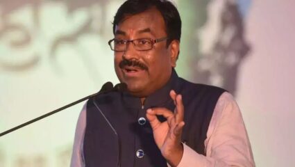 गोंडवाना गोटुल आदिवासी प्रार्थना स्थल की मांग को लेकर अनशन, मुनगंटीवार की मध्यस्थता से 11 फरवरी को बैठक