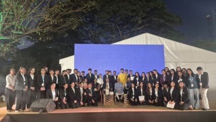 वसुधैव कुटुंबकम 4.0 में उमड़ी भारी भीड़, तीसरे दिन कानूनी विमर्श और छात्र गतिविधियों का संगम