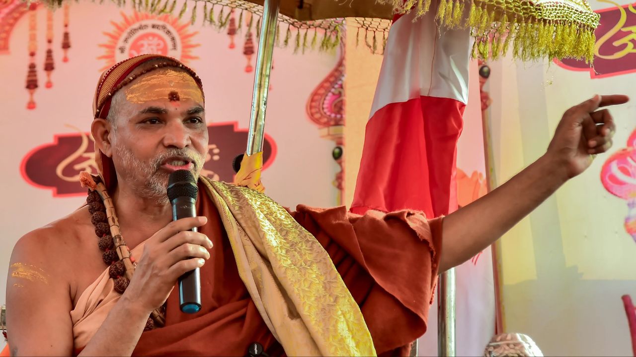 ‘माफी की बात पीछे छूटी…’, स्वामी अविमुक्तेश्वरानंद ने रखी नई मांग, योगी सरकार को दिया 40 दिन का अल्टीमेटम