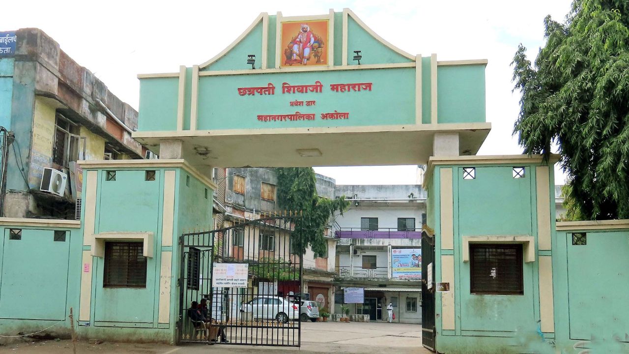 अकोला मनपा में सफाई ठेके में बड़ा घोटाला? कर्मचारियों के नाम पर हर माह 48 लाख का फर्जीवाड़ा