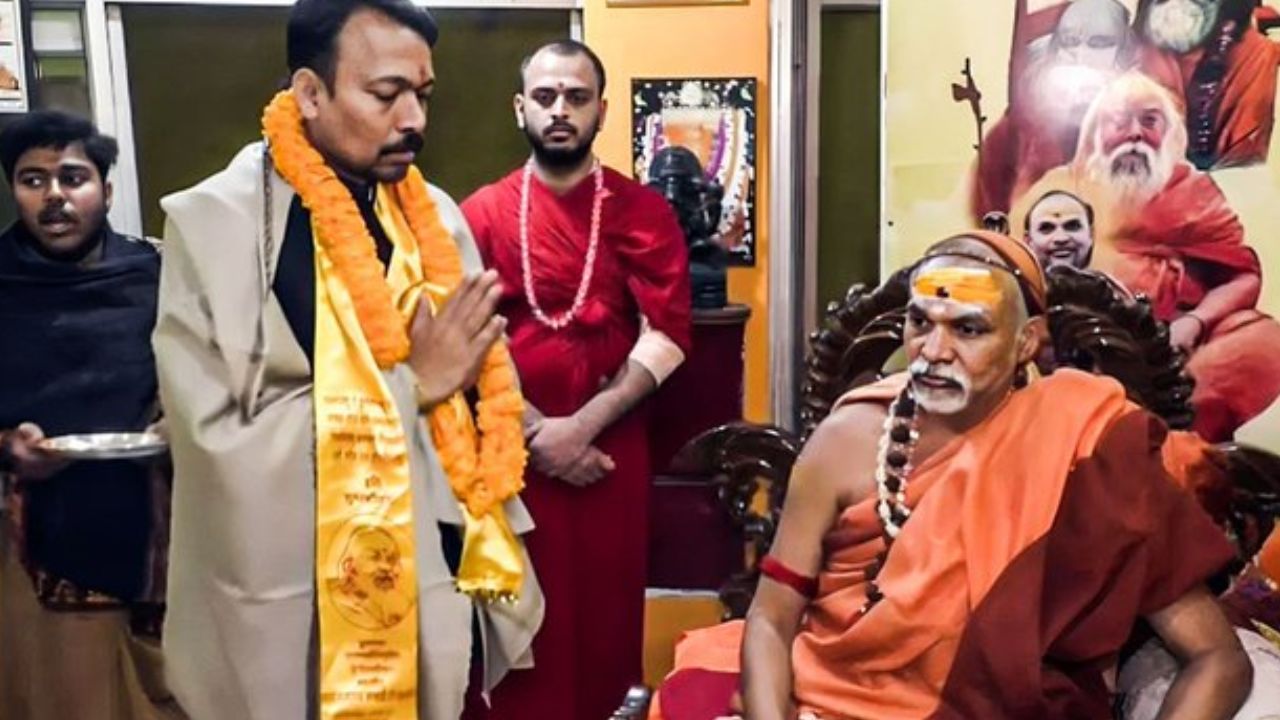 PCS अधिकारी अलंकार अग्निहोत्री ने SC-ST एक्ट के खिलाफ मोर्चा, 7 फरवरी को दिल्ली कूच का ऐलान