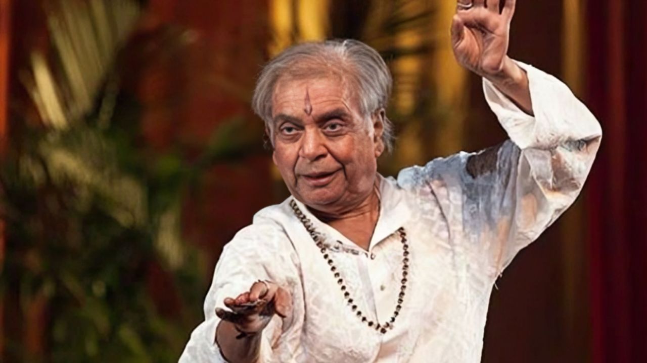 जब पंडित बिरजू महाराज की थिरकते कदमों में रच बस गईं कृष्ण की लीलाएं, जानें ‘कथक सम्राट’ का दिलचस्प किस्सा