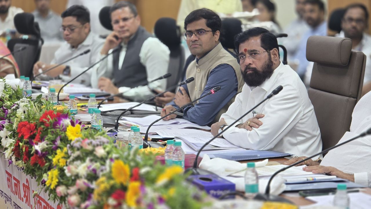 ठाणे विकास बैठक: 1700 करोड़ की योजनाएं, 900 बेड सिविल अस्पताल और इंटरनल मेट्रो DPR को मंजूरी