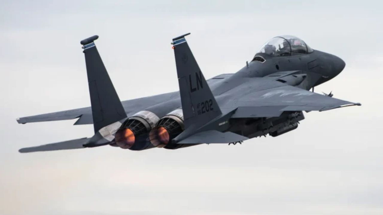 जॉर्डन ने दिया ईरान को बड़ा धोखा! चुपके से तैनात किए 12 अमेरिकी फाइटर जेट, सैटेलाइट तस्वीरों ने खोली पोल