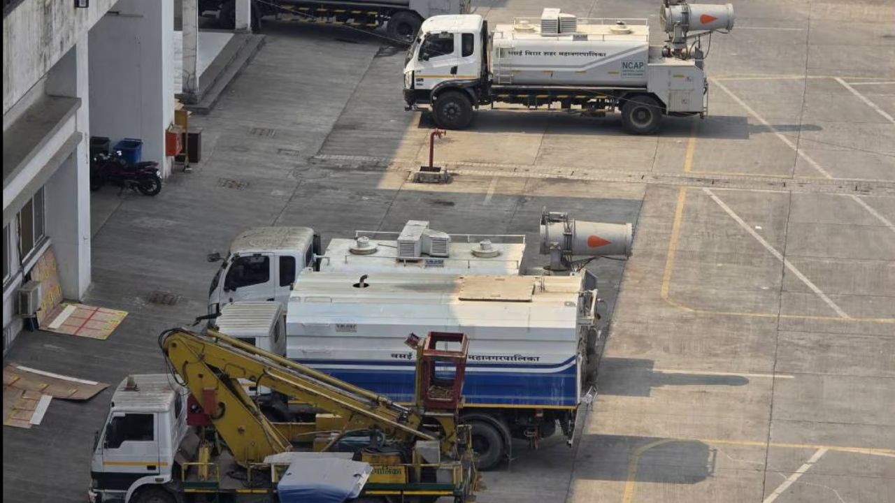 Palghar News: वसई-विरार में प्रदूषण बढ़ा, करोड़ों की फॉग कैनन गाड़ियां बनी शोपीस