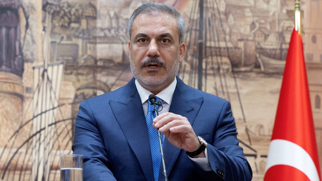 ईरान-अमेरिका तनाव: ‘जंग से भी नहीं गिरेगी तेहरान की सत्ता’, तुर्की ने अमेरिका को क्यों दी बड़ी चेतावनी?