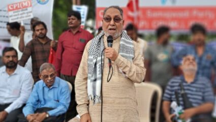 Political Row: ‘सिर्फ मदरसे ही क्यों? RSS और मंदिरों के फंड की भी हो जांच’, हुसैन दलवई के बयान से मचा बवाल