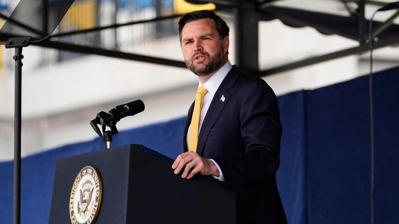 क्या सऊदी अरब भी बना रहा परमाणु बम! अमेरिकी उपराष्ट्रपति जेडी वेंस की चेतावनी ने दुनिया को चौंकाया