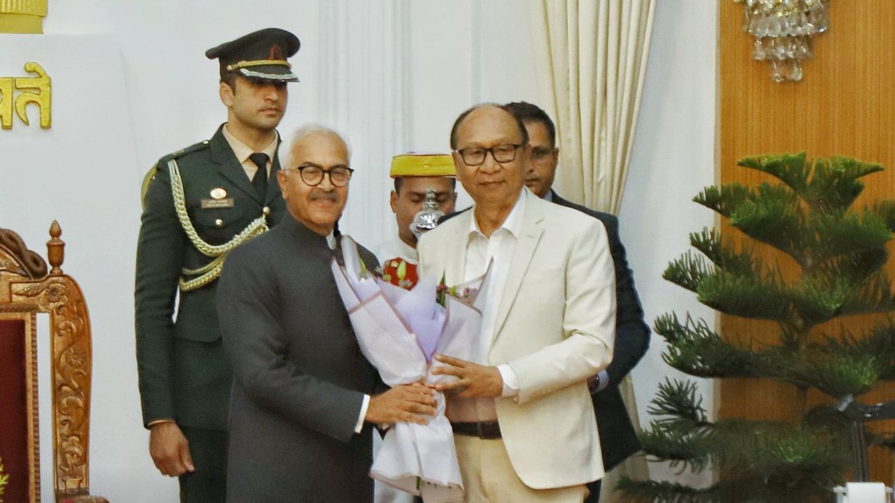 मणिपुर संकट से कैसे निपटेगी मोदी सरकार… राजनीतिक और प्रशासनिक चुनौतियां क्या-क्या?