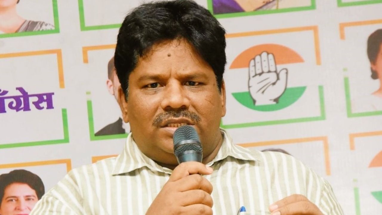 बीजेपी बना रही पूर्व कांग्रेसी को महापौर, कांग्रेस प्रवक्ता सुरेशचंद्र राजहंस का तंज