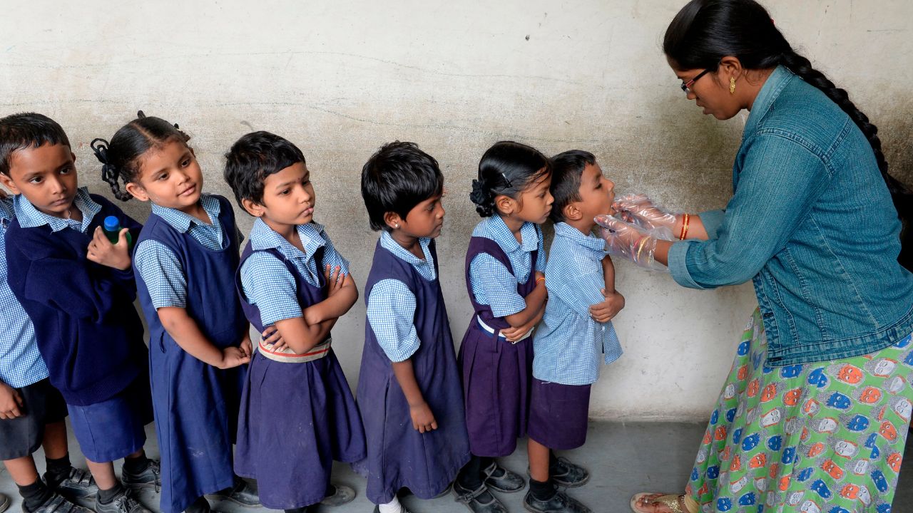 क्यों मनाते हैं ‘नेशनल कृमि मुक्ति दिवस’? क्या है इसका हमारे हेल्थ से संबंध? ध्यान से पढ़िए