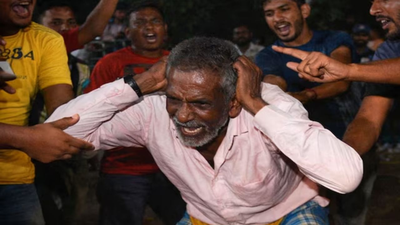 ‘गो माता की जय’ बोल, बोलेगा की नहीं… भीड़ ने जबरन मुस्लिम बुजुर्ग से लगवाए नारे, Video देखें