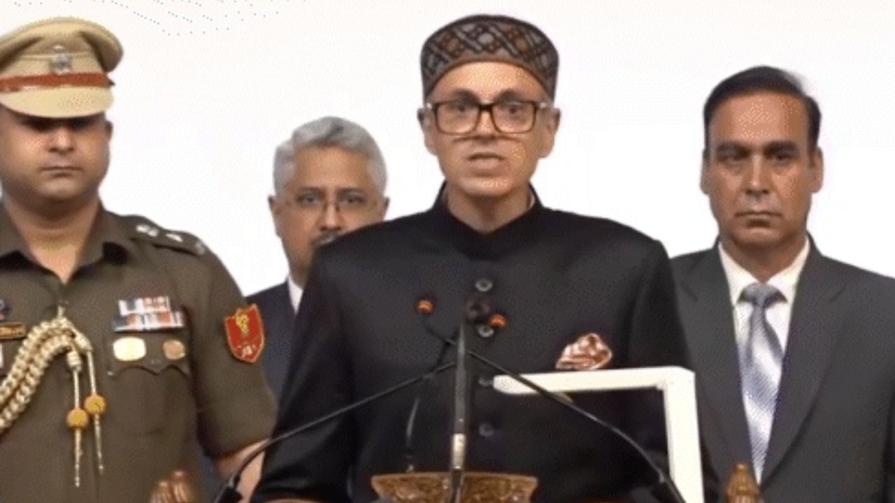 पूर्ण राज्य के दर्जे पर हंगामे के आसार, जम्मू-कश्मीर विधानसभा का 27 दिवसीय सत्र शुरू, विपक्षी दल घेरेंगे सरकार