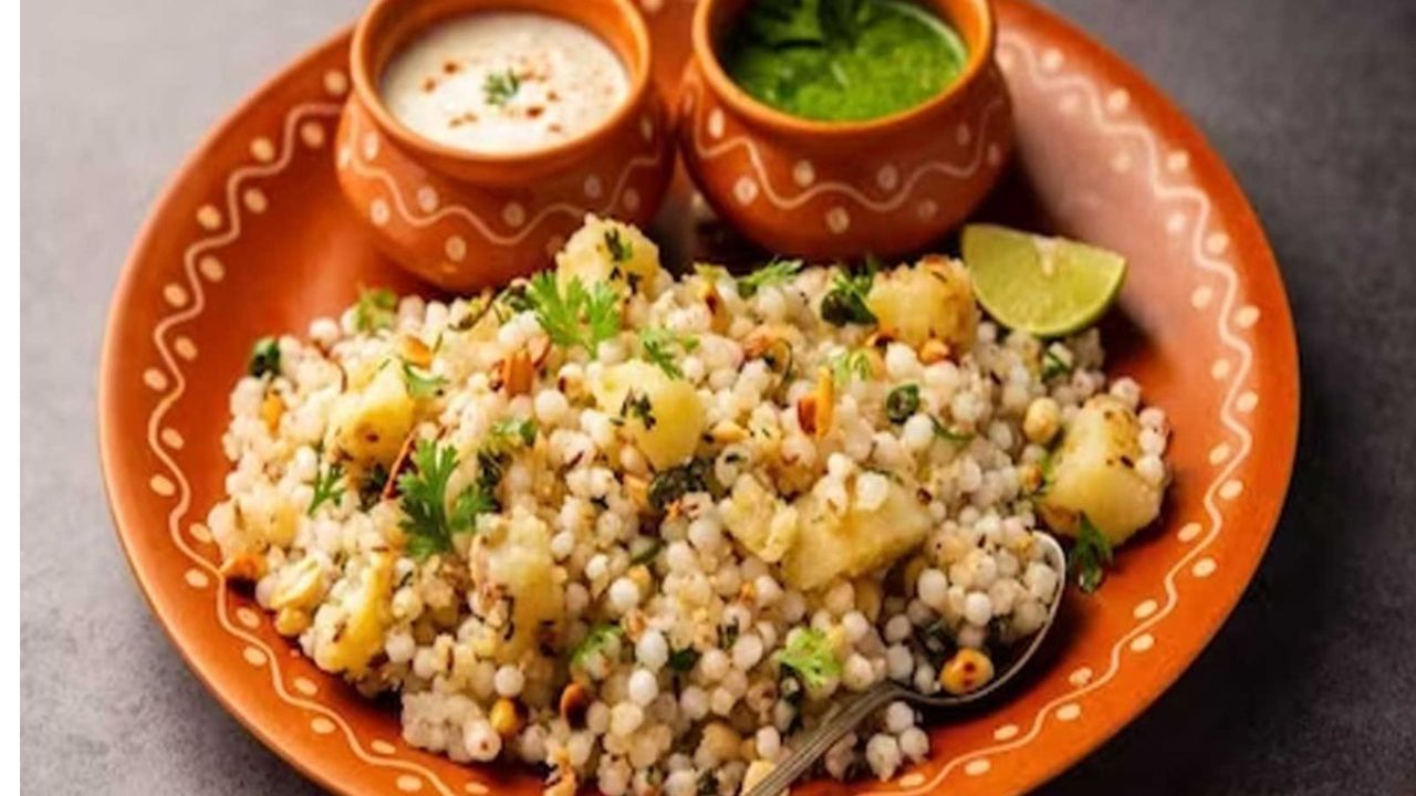 महाशिवरात्रि व्रत में सिर्फ खीर ही क्यों? जानिए क्यों साबूदाना खिचड़ी सबको पसंद आएगी!