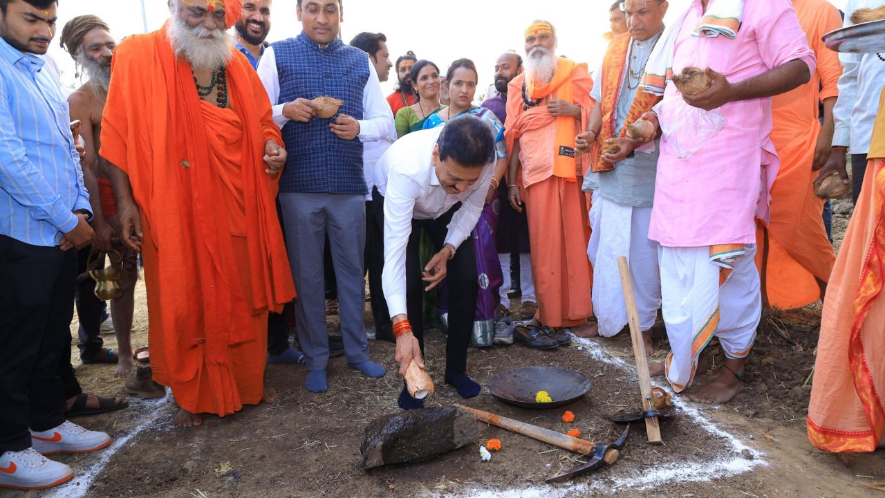 75 करोड़ से संवरेगा त्र्यंबकेश्वर, अखाड़ा विवाद खत्म, भूमिपूजन के साथ सिंहस्थ कुंभ की तैयारियां शुरू