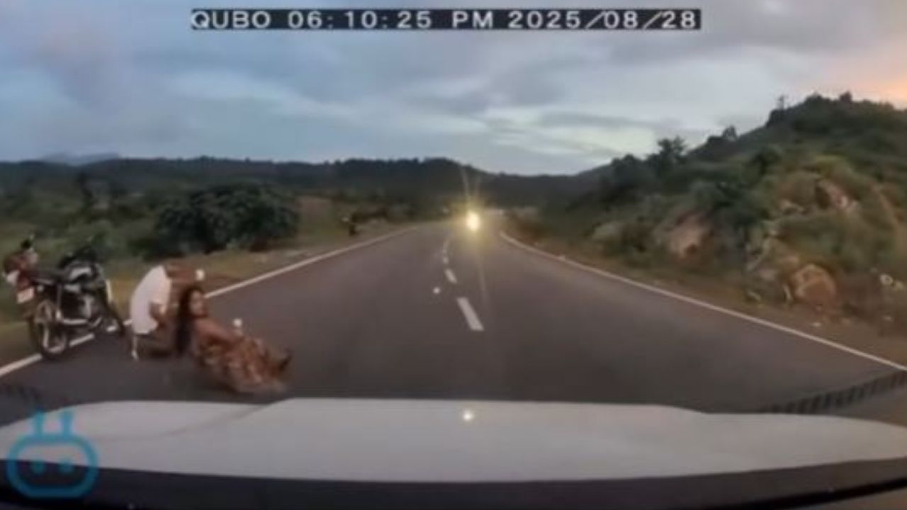 हाईवे पर फोटोशूट का खतरनाक ट्रेंड, वायरल वीडियो ने उठाए सिविक सेंस पर सवाल