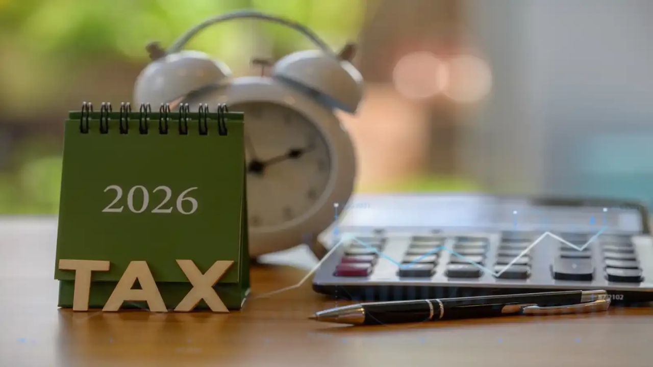 Union Budget 2026: टैक्स में मिली राहत तो रॉकेट बनेगा शेयर बाजार, जानें निवेशकों की क्या हैं प्रमुख मांगें