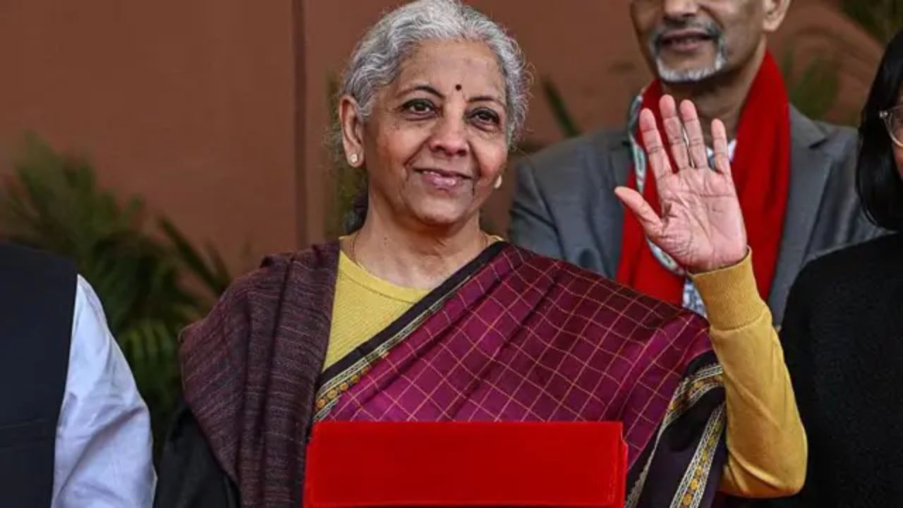 Mumbai News: सत्ता पक्ष को भाया केंद्र सरकार का बजट, विपक्ष ने बताया खोखले वादों का पिटारा