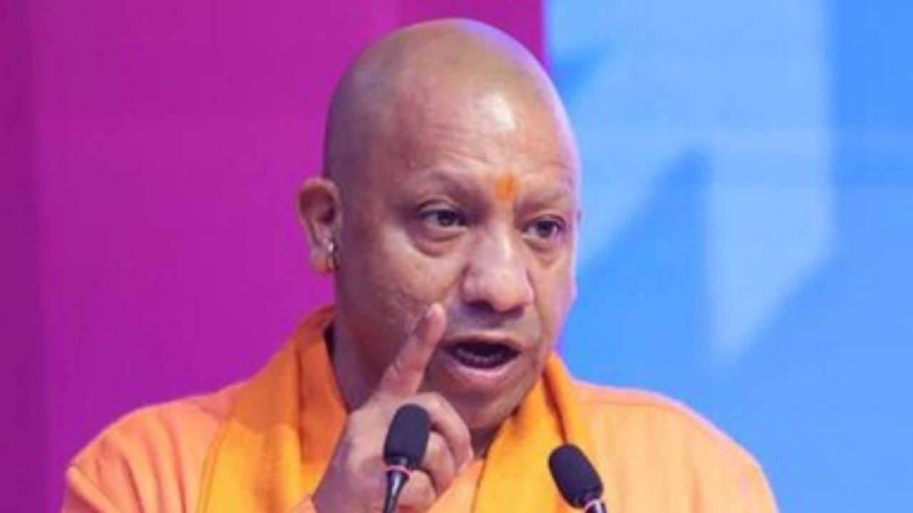 पुलिस गोली न मारे तो क्या गोली खाए? हाफ एनकाउंटर पर CM योगी का बया बयान, हाई कोर्ट ने उठाया था सवाल