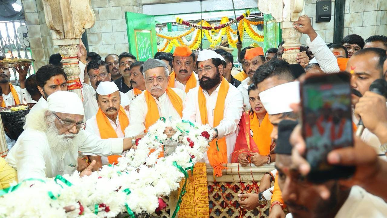 Thane News: मलंगगढ़ पहुंचे उपमुख्यमंत्री शिंदे, कानूनी विवाद पर जताई जल्द समाधान की उम्मीद