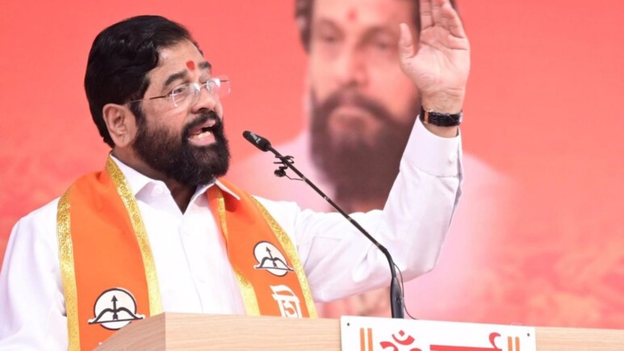 मुंबई को करेंगे ‘बांग्लादेशी-मुक्त’, रद्द होंगे फर्जी आधार कार्ड; एकनाथ शिंदे का राहुल और उद्धव पर तीखा हमला