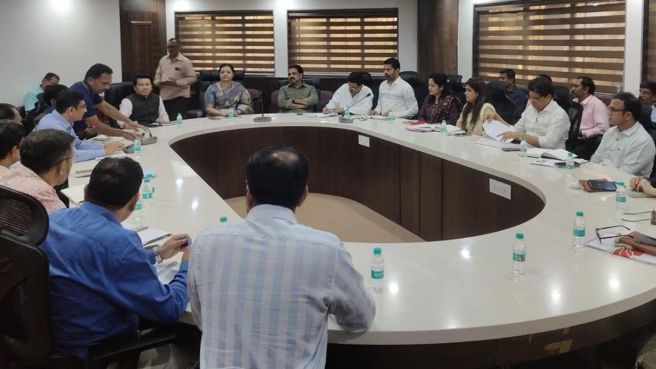 अवैध निर्माण पर ‘आर-पार’ की लड़ाई, समर्थन किया तो सीधे निलंबन, महापौर डिंपल मेहता का आक्रामक आगाज़