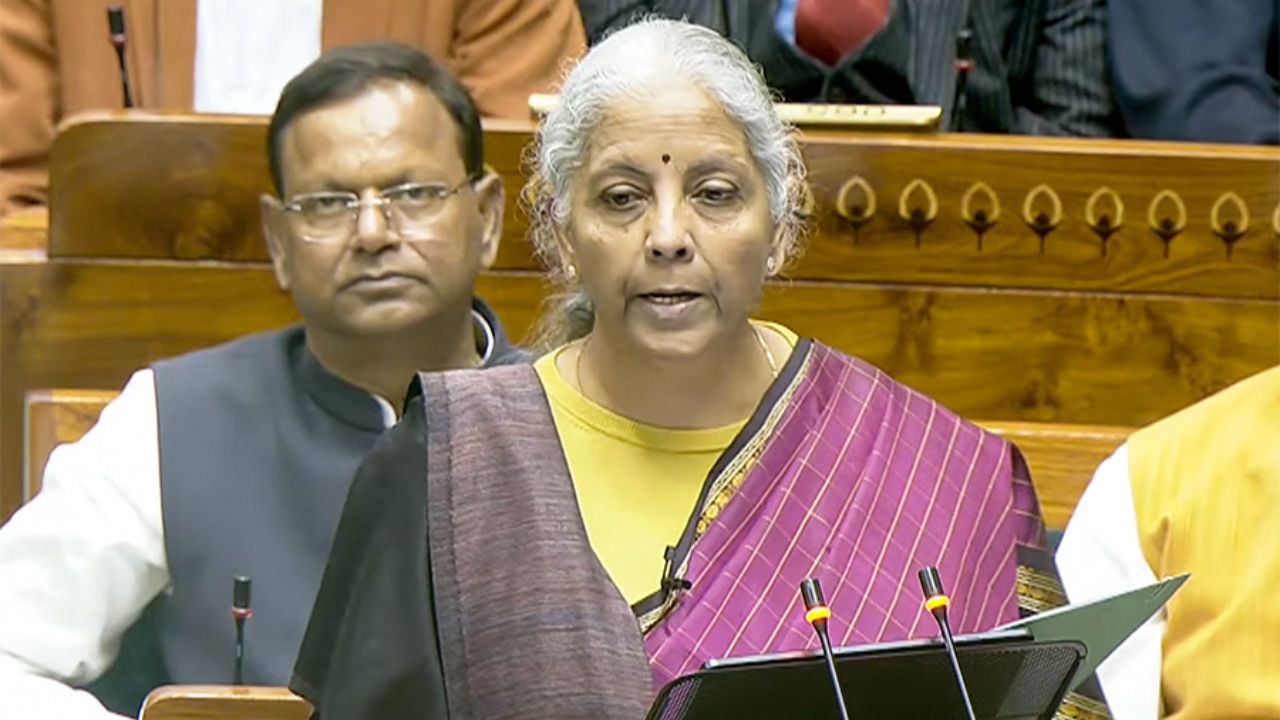 Budget 2026: कहां गई नागपुर-मुंबई बुलेट ट्रेन? बजट में रेलवे की बड़ी घोषणाएं, पर संतरा नगरी के लिए कुछ नहीं