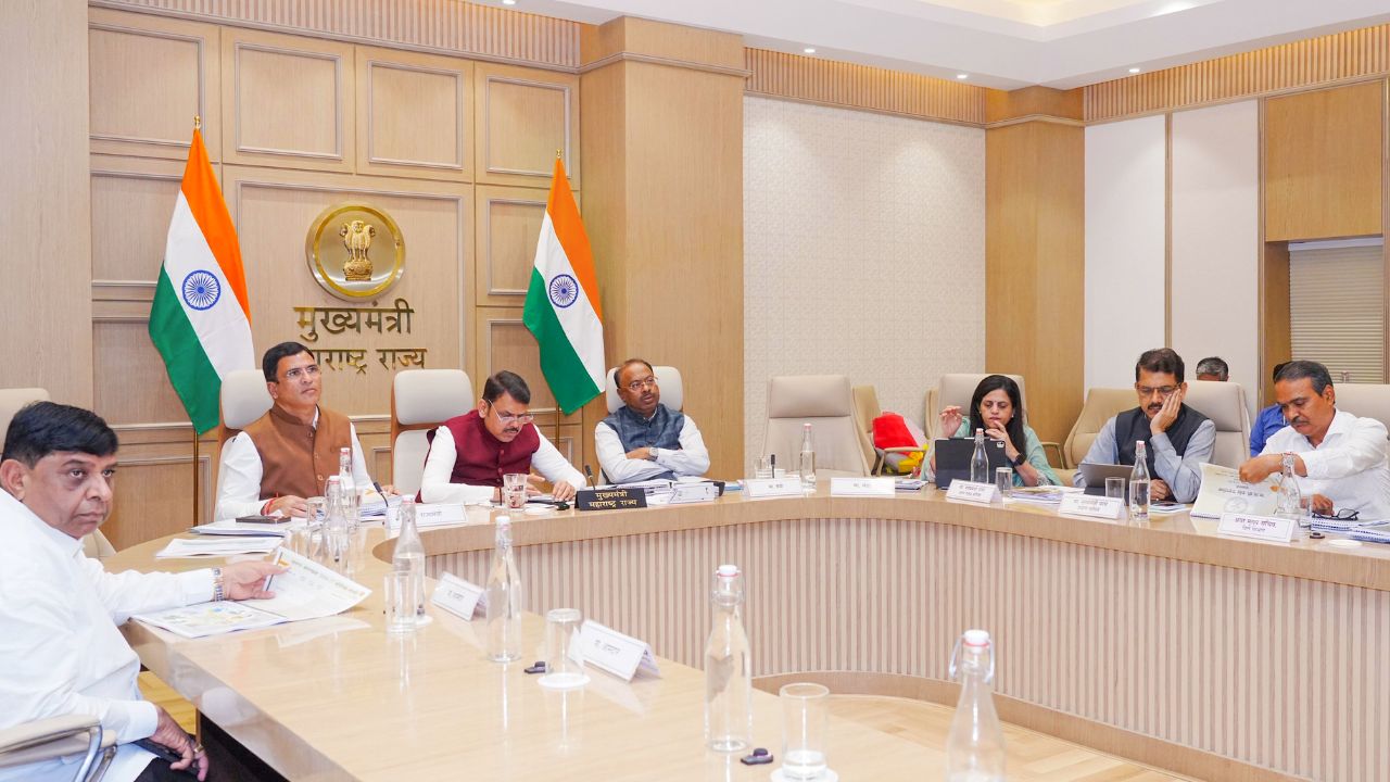 विदर्भ के विकास का रोडमैप तैयार! मुख्यमंत्री फडणवीस ने नागपुर संभाग के 6 जिलों के बजट को दी अंतिम रूपरेखा