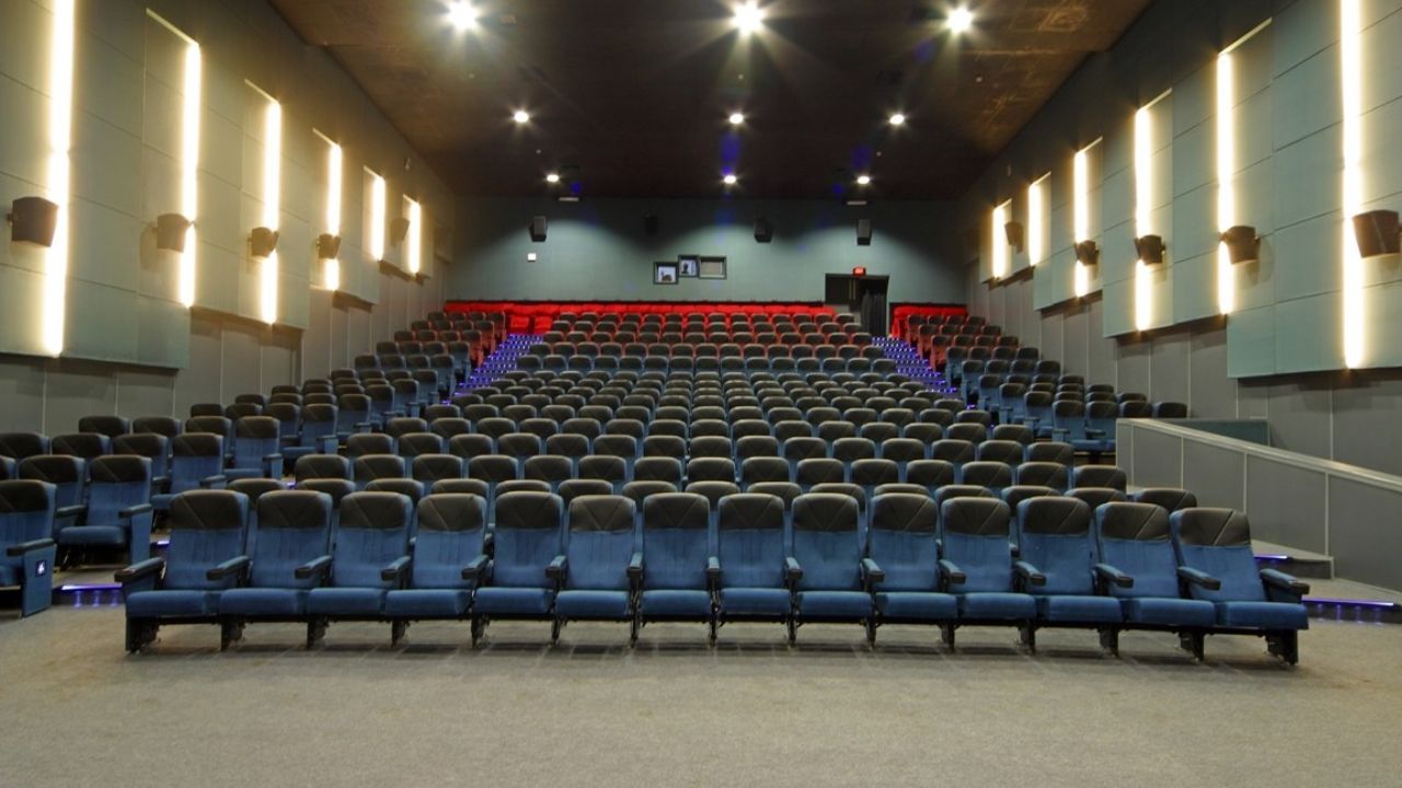 5 साल से अधूरा नालासोपारा नाट्यगृह, अतिरिक्त फंड मंजूर; अब काम तेज करने की मांग