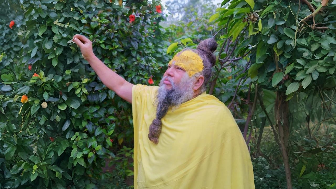 युवा उम्र में ही नींद और आलस्य पर लगाएं लगाम, श्री प्रेमानंद जी महाराज ने बताया साधना का अचूक मार्ग