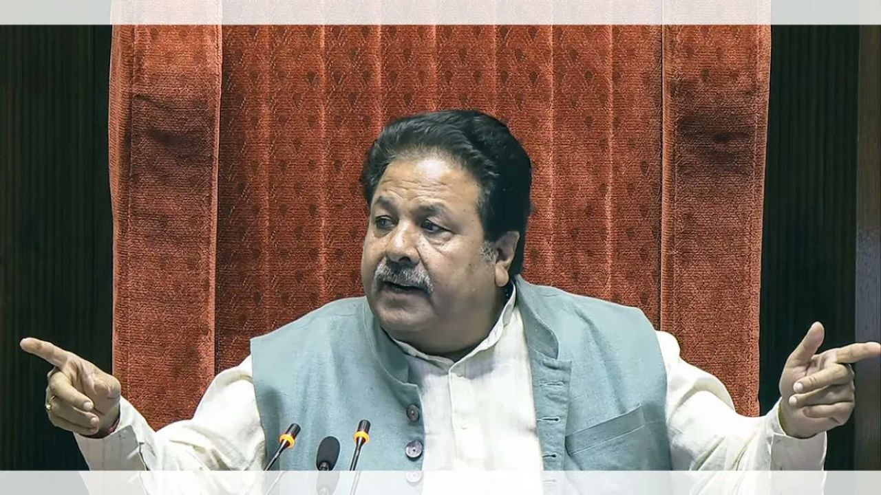 ‘आपसी सहमति से…’, भारत-पाक मैच का विवाद सुलझाने पर BCCI उपाध्यक्ष राजीव शुक्ला ने की ICC की तारीफ