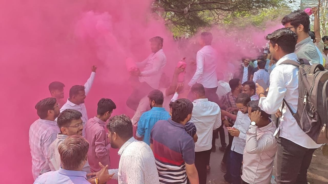 वैजापुर में शिवसेना शिंदे गुट का दबदबा, जिप-पंस में बड़ी जीत; गठबंधन को नहीं मिली पूरी लहर