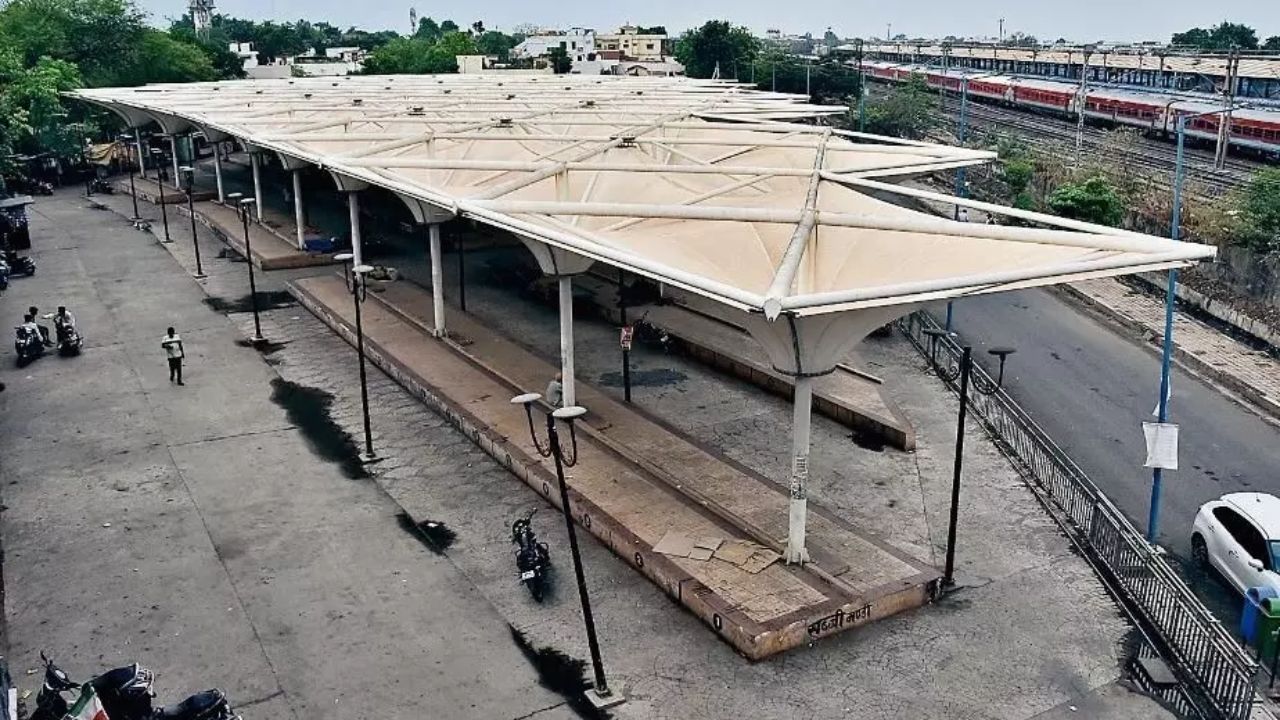 Wardha News: जरूरतमंदों को जगह उपलब्ध कराने की मांग, हॉकर्स जोन की दुर्दशा के लिए जिम्मेदार कौन?