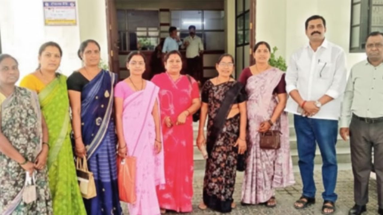 सिलाई मशीन व बाइक का झांसा: वर्धा फर्जी स्किल सेंटर का भंडाफोड़, 35 महिलाओं से ठगी के बाद ठग फरार